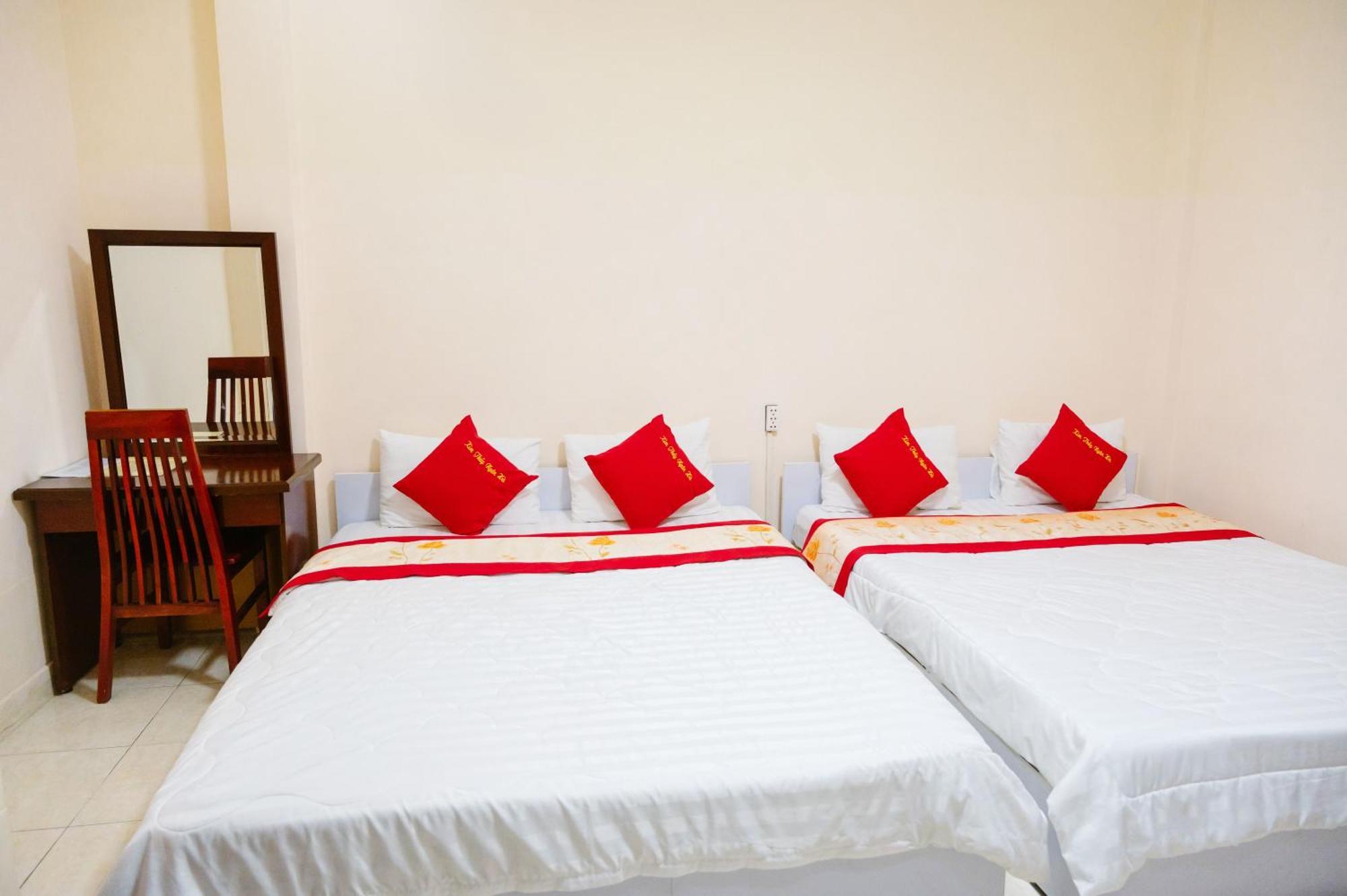 Kim Thuy Ngan Ha Hotel Can Tho Bagian luar foto