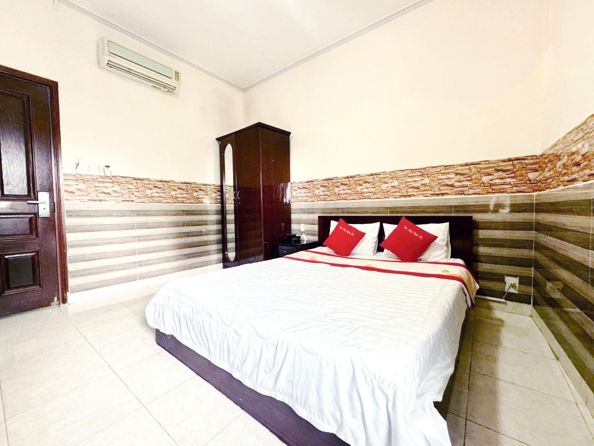 Kim Thuy Ngan Ha Hotel Can Tho Bagian luar foto