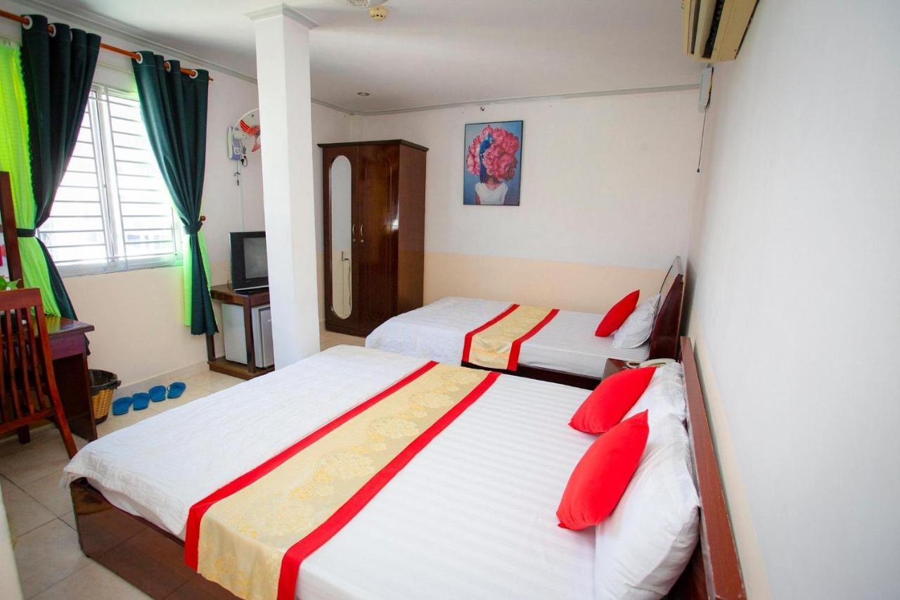 Kim Thuy Ngan Ha Hotel Can Tho Bagian luar foto